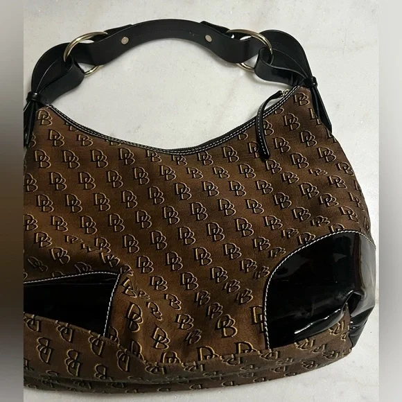 Dooney & Bourke Nikki Hobo Bag Signature Canvas Patent Leather Trim Black Brown - Picture 2 of 11